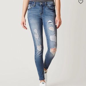 KanCan Skinny Jean (size 27)